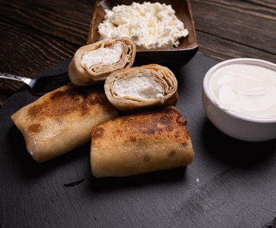 Блинчики с творожной начинкой Емельянов оптом — дистрибьютор в Московской, Рязанской и Тульской области